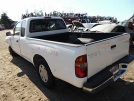 2000 Toyota Tacoma SR5 White Extended Cab 2.4L AT 2WD #Z23469